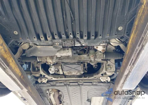 2017 Mercedes-Benz E 300 4Matic из США, поврежденный, VIN WDDZF4KB2HA025845